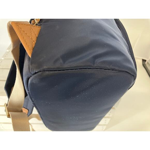 MICHAEL KORS, LARGE NYLON SAFFIANO LEATHER TRIM BACKPACK - Picture 7 of 14